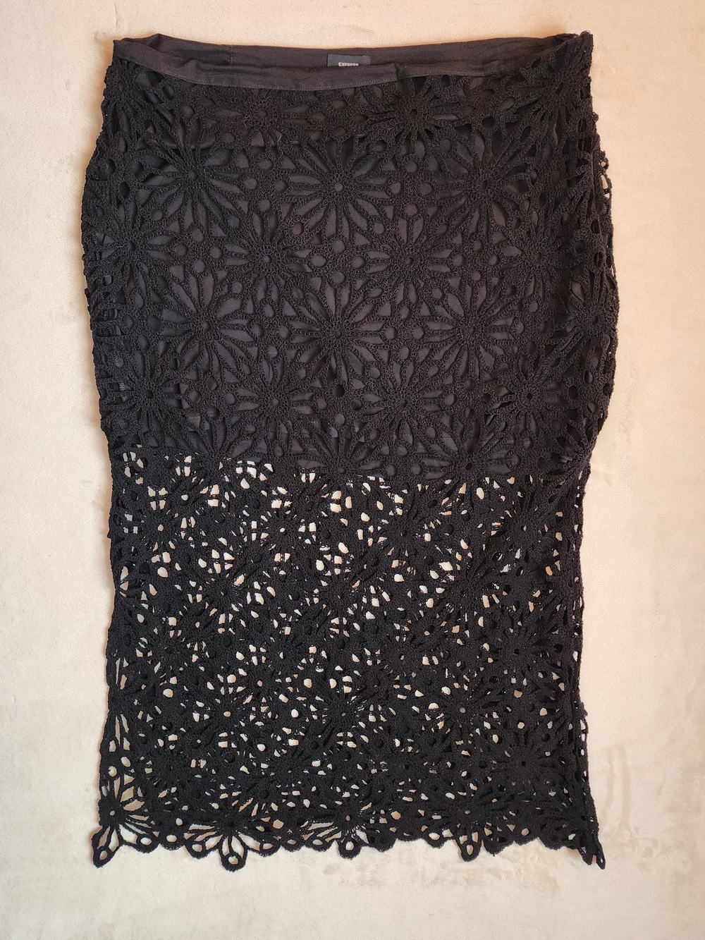 NWT Black Crochet Lace Maxi Skirt with Floral Cutouts Women's 14 - Picture 3 of 7